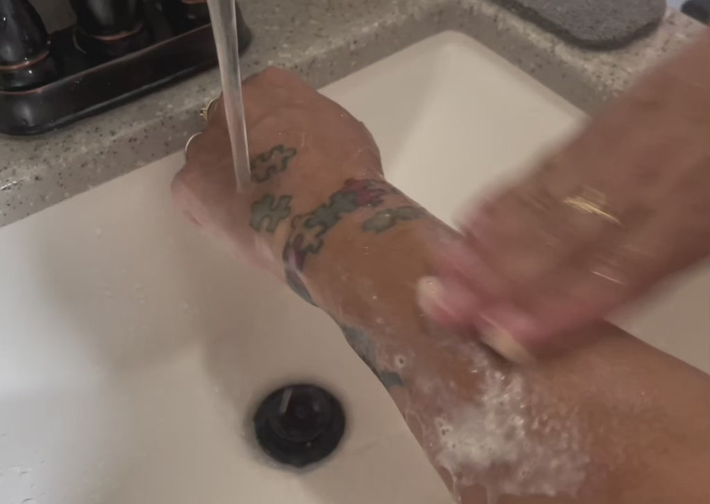 Brown Sugar & Goat's Milk Foaming Scrub