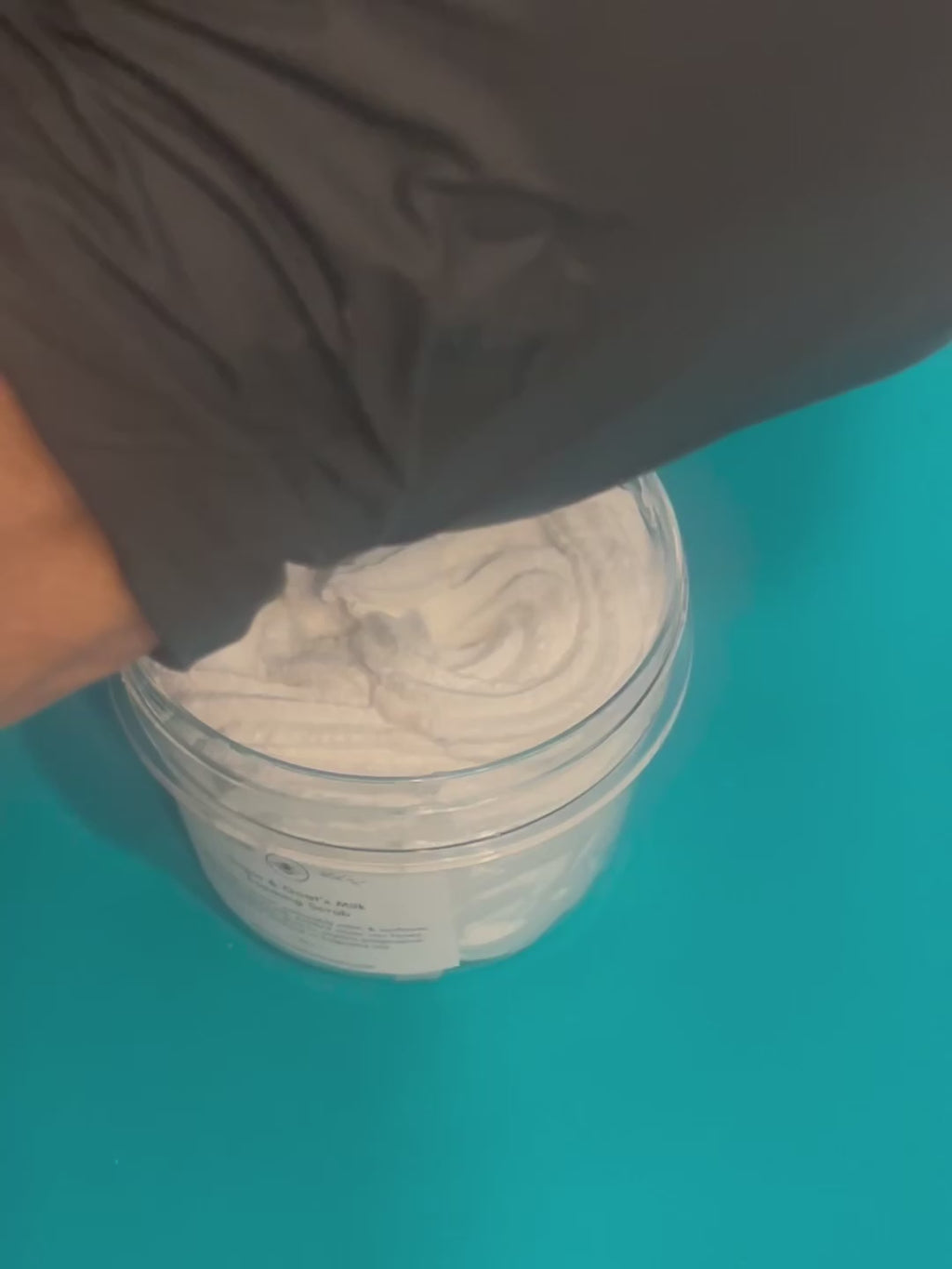 Sugar & Goat's Milk Foaming Scrub